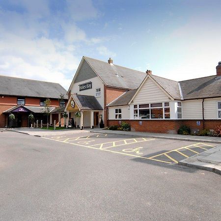Premier Inn Poole Centre Экстерьер фото